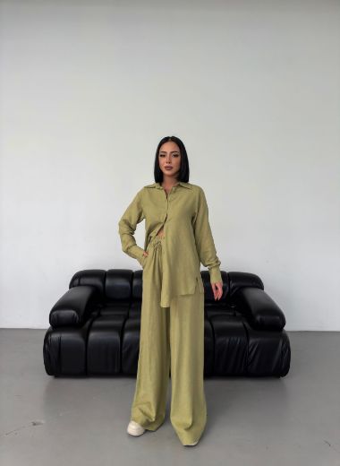 Picture of OUZ FASHION 24S011042 OIL GREEN WOMAN TROUSER SUIT 