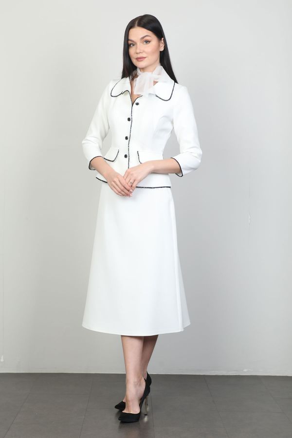 Picture of Green World 8399 ECRU WOMANS SKIRT SUIT 