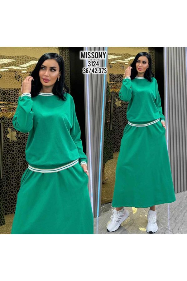 Picture of F.X Missony 3124 GREEN WOMANS SKIRT SUIT 